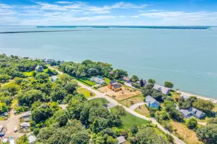 295 Willow Terrace Ln, Orient, NY 11957 - Photo 4