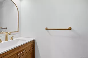 15 Autumn Dr, Mount Sinai, NY 11766 - Photo 26