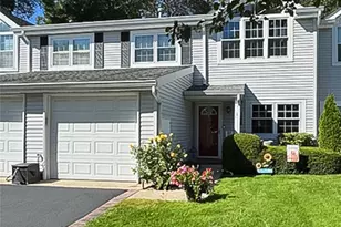 11 Indian Trce, Kings Park, NY 11754 - Photo 2