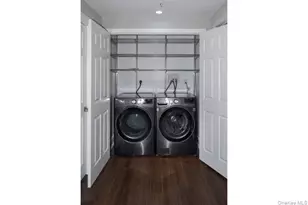 1100 Avalon St, Glen Cove, NY 11542 - Photo 10