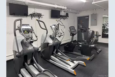 124 S Park Avenue #1-Q, Rockville Centre, NY 11570 - Photo 16