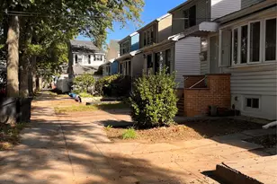 111-19 156th St, Jamaica, NY 11433 - Photo 6