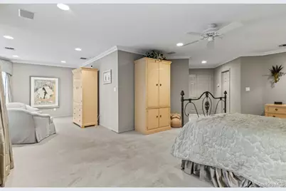 77 The Woods, Commack, NY 11725 - Photo 18