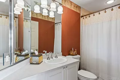 77 The Woods, Commack, NY 11725 - Photo 24