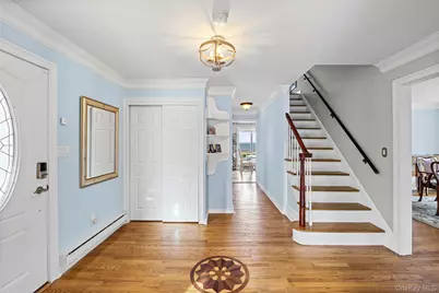 21 Seacliff Lane, Miller Place, NY 11764 - Photo 10