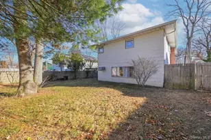 3 Healy St, Huntington, NY 11743 - Photo 18