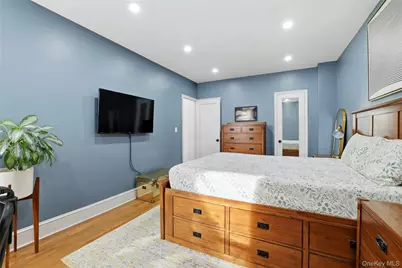 25-40 31st Avenue #2L, Astoria, NY 11106 - Photo 10