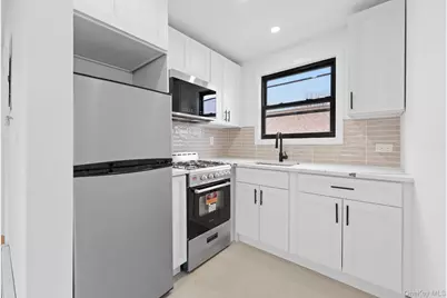 19311 120th Avenue, Saint Albans, NY 11412 - Photo 8