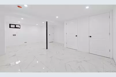 19311 120th Avenue, Saint Albans, NY 11412 - Photo 12