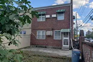 70-01 Juniper Valley Rd, Middle Village, NY 11379 - Photo 16