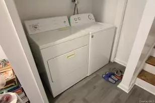 70-01 Juniper Valley Rd, Middle Village, NY 11379 - Photo 14