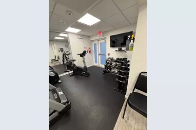 128 Santa Barbara Drive #128, Plainview, NY 11803 - Photo 18