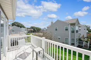 24 Spinnaker Ln, Patchogue, NY 11772 - Photo 14