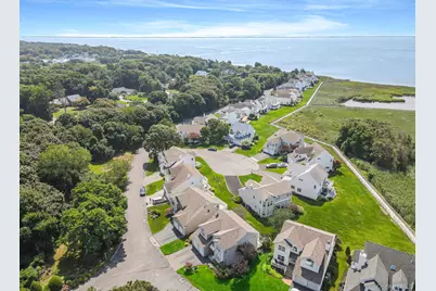 24 Spinnaker Lane #24, Patchogue, NY 11772 - Photo 4