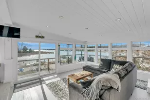 7 Springville Cir, Hampton Bays, NY 11946 - Photo 6