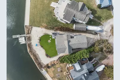 7 Springville Circle, Hampton Bays, NY 11946 - Photo 36