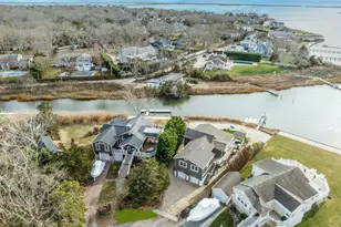 7 Springville Cir, Hampton Bays, NY 11946 - Photo 32