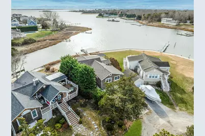 7 Springville Circle, Hampton Bays, NY 11946 - Photo 30