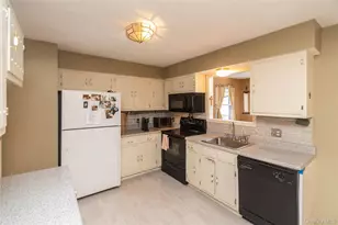 32 Elizabeth Dr, Hopewell Junction, NY 12533 - Photo 20