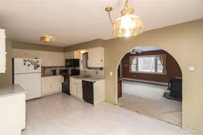 32 Elizabeth Drive, Hopewell Junction, NY 12533 - Photo 14