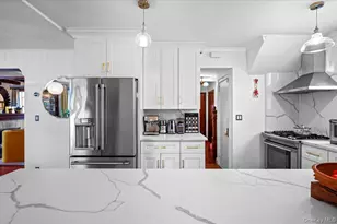 19 Fairway St, Mount Vernon, NY 10552 - Photo 8