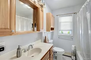 61 S Merrick Rd, Massapequa, NY 11758 - Photo 14