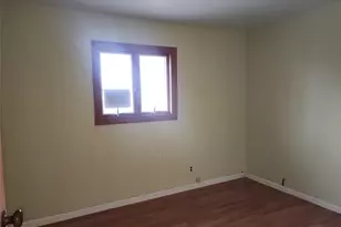 624 Montauk Hwy, West Islip, NY 11795 - Photo 16