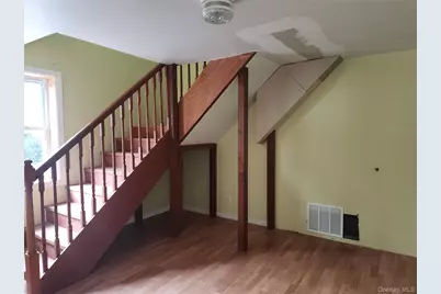 624 Montauk Highway, West Islip, NY 11795 - Photo 14