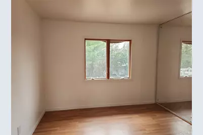 624 Montauk Highway, West Islip, NY 11795 - Photo 6