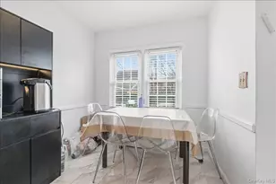 12-10 Plainview Ave, Far Rockaway, NY 11691 - Photo 8