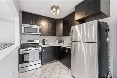1210 Plainview Avenue, Far Rockaway, NY 11691 - Photo 6