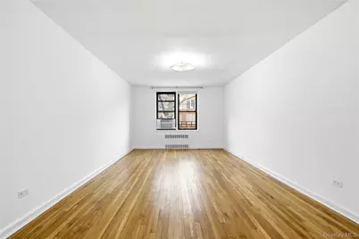 102-12 65th Avenue #D17, Forest Hills, NY 11375 - Photo 10