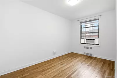 102-12 65th Avenue #D17, Forest Hills, NY 11375 - Photo 18