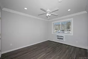 2 Victorian Ct, Holtsville, NY 11742 - Photo 8