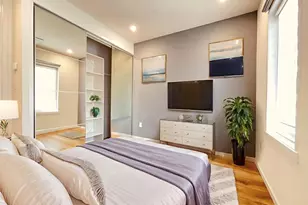 71-53 69th Pl, Glendale, NY 11385 - Photo 12