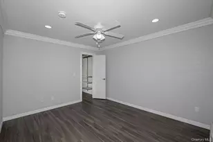 2 Victorian Ct, Holtsville, NY 11742 - Photo 8