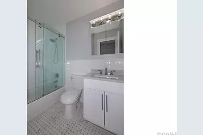 2 Victorian Court #138, Holtsville, NY 11742 - Photo 12