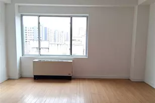 353 E 104th St, New York, NY 10029 - Photo 4