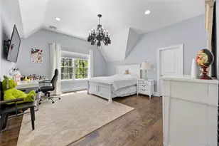 47 Valley Rd, Old Westbury, NY 11568 - Photo 18