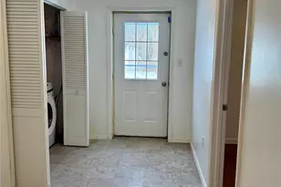 23 Peach Pl, Middletown, NY 10940 - Photo 22