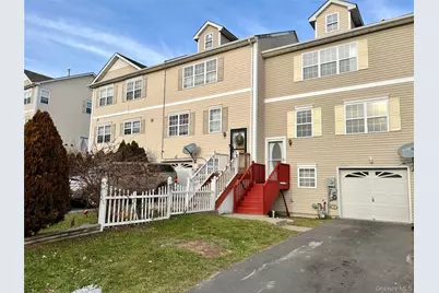 23 Peach Place, Middletown, NY 10940 - Photo 2