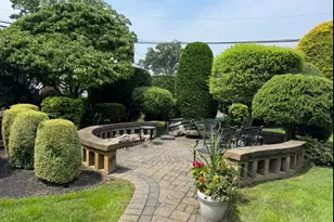 1769 Jane St, Wantagh, NY 11793 - Photo 30