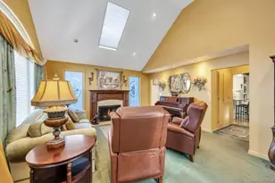 1769 Jane St, Wantagh, NY 11793 - Photo 8