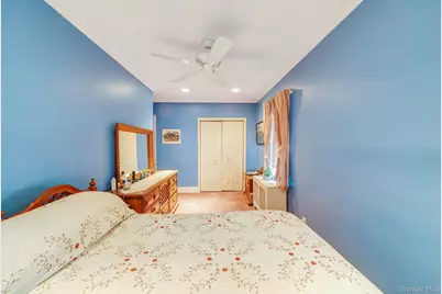 4 W William Street, Bay Shore, NY 11706 - Photo 18