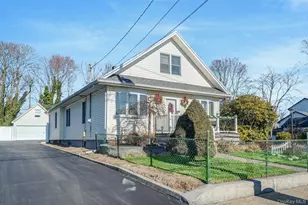 4 W William St, Bay Shore, NY 11706 - Photo 2