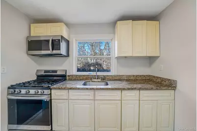 476 Revilo Avenue, Shirley, NY 11967 - Photo 18