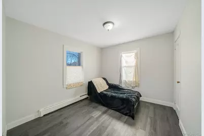 476 Revilo Avenue, Shirley, NY 11967 - Photo 22