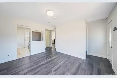 476 Revilo Avenue, Shirley, NY 11967 - Photo 16