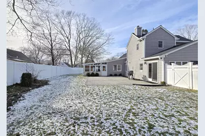 2 Franklin Street, Coram, NY 11727 - Photo 26