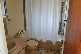 210 S 9th St, Lindenhurst, NY 11757 - Photo 4